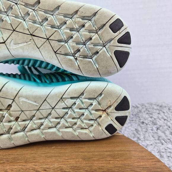 Nike Free Rn Flyknit Hyer Turquoise Athletic Running Shoes Womens 8.5 831070-307 - Picture 11 of 12
